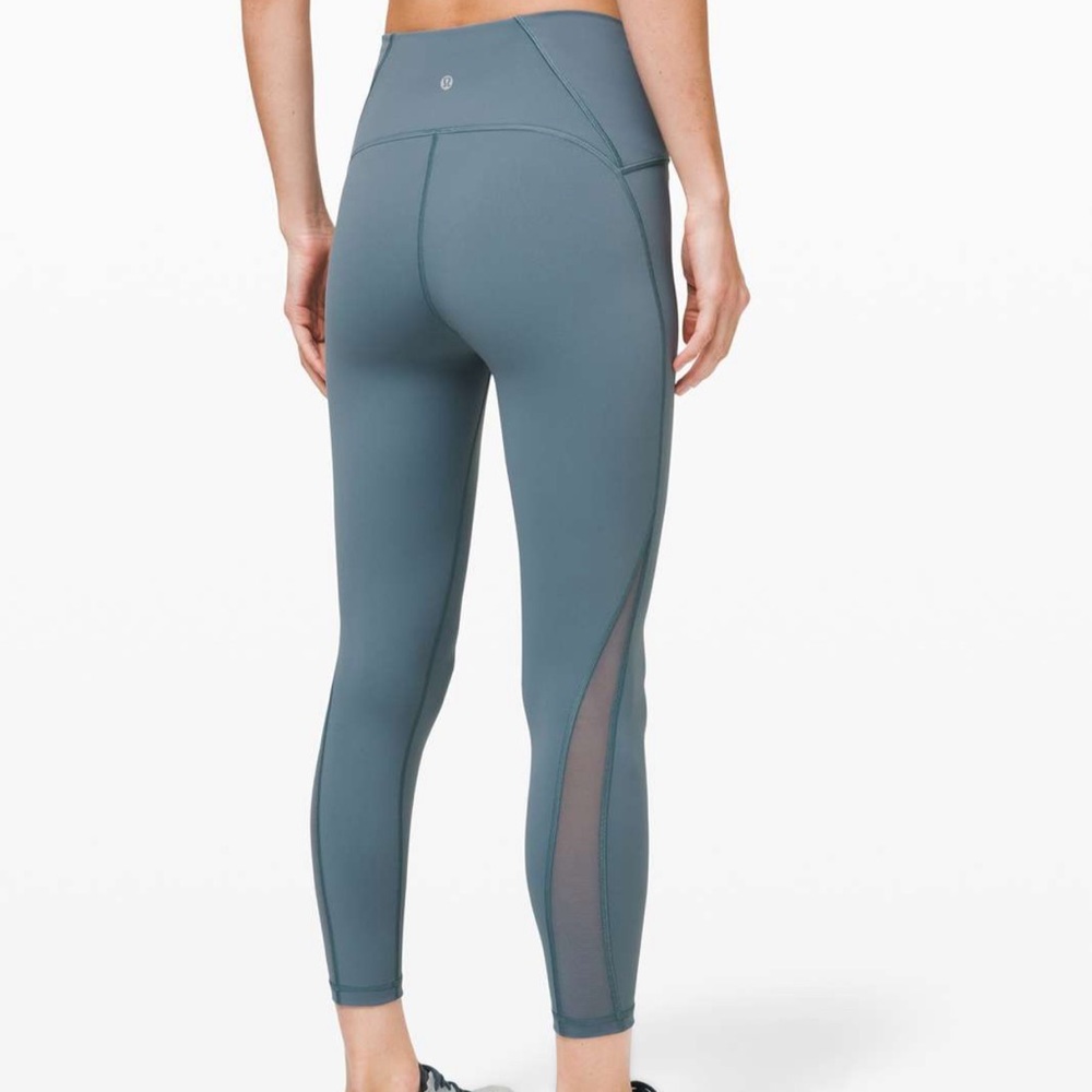 Lululemon Blue/Grey Train Times 7/8 pants